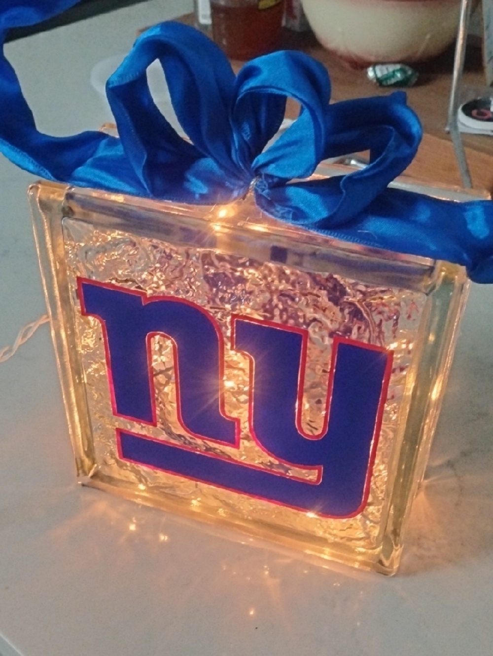 NFL New York Giants Glass Block Light with Blue Ribbon - Picture 5 of 10